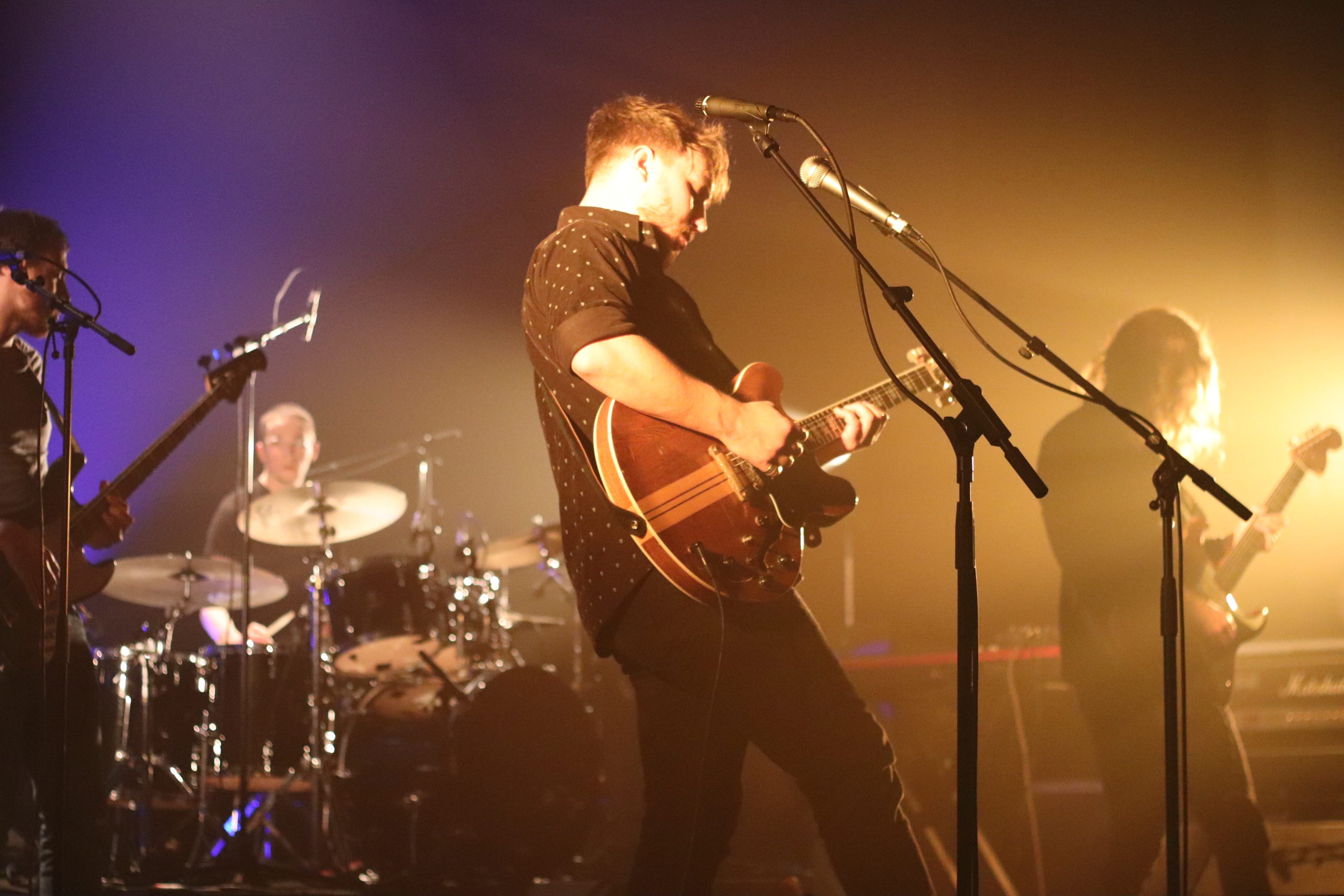 Photo représentant le groupe Mickle. Un des groupes de musique sélectionné en Basse normandie, en vue de la sélection nationale des iNOUïS prévue pour mars 2021.